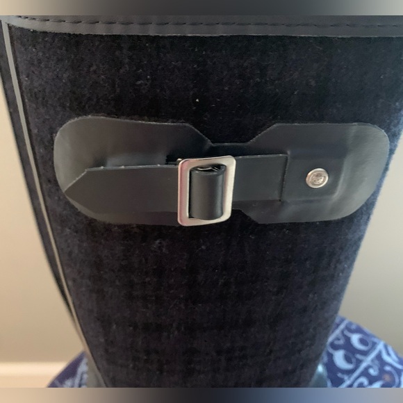 Navy Hunter Boots - Picture 4 of 7